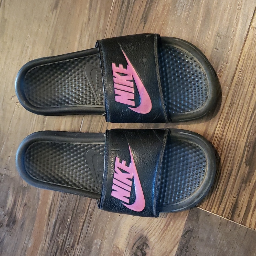 Nike slides sz 10